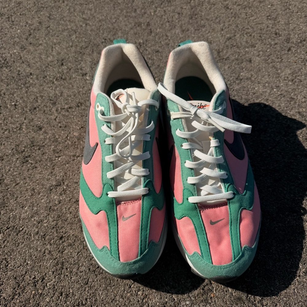 Nike Air Max Dawn in Rust Pink/Iron Grey-jade Glaze - Picture 3 of 6